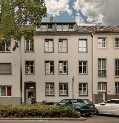Mehrfamilienhaus NW